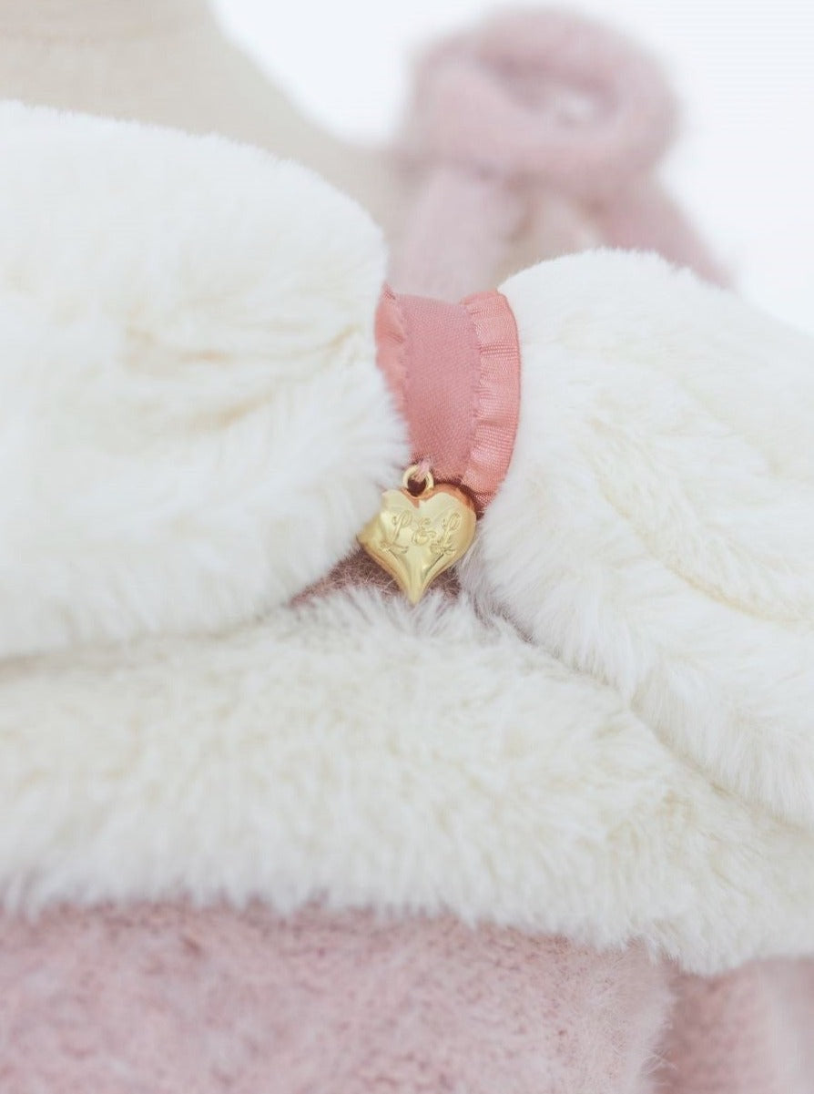 Bunny ear knit sweater with engraved heart charms (cream)