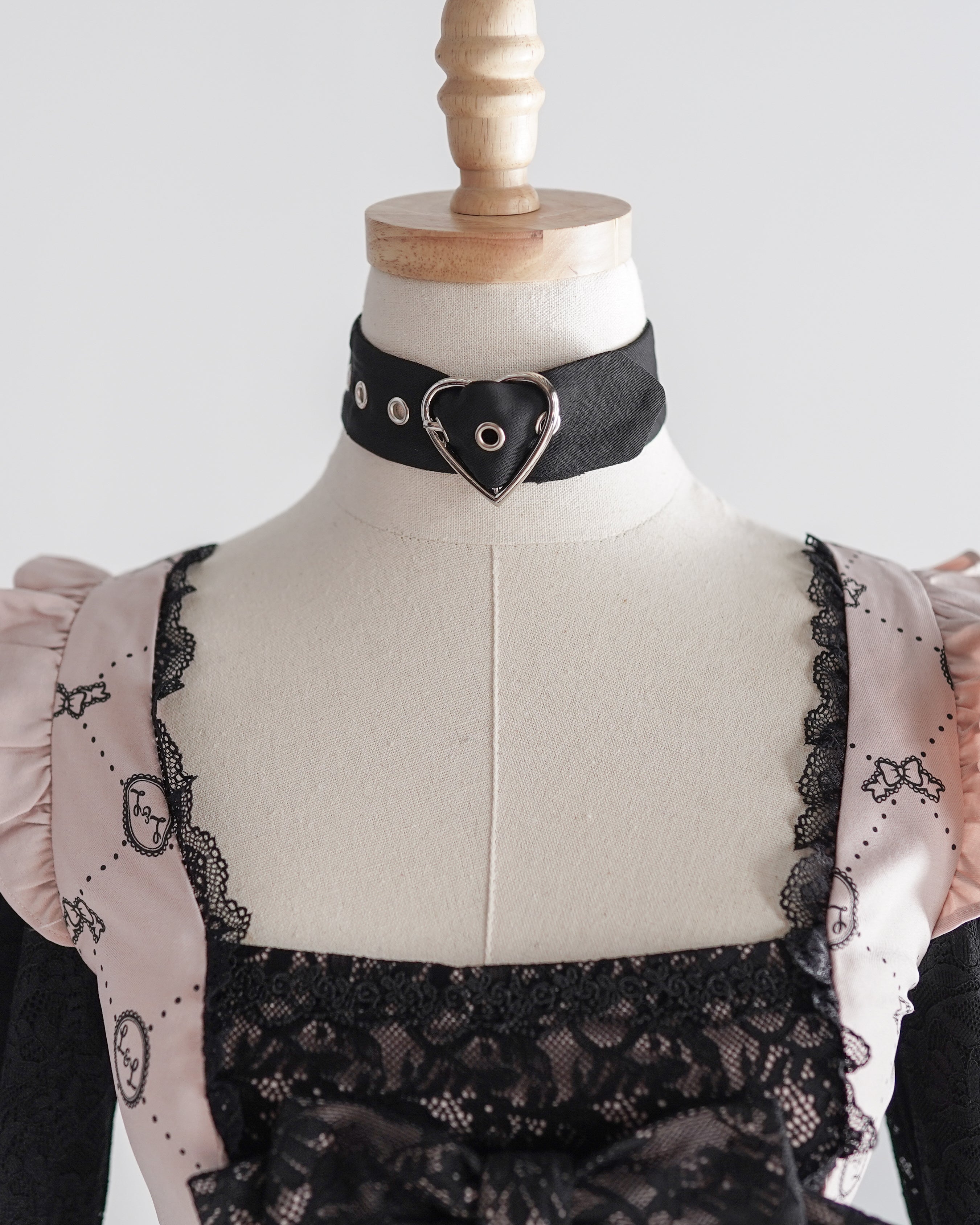 Cute n' Chaotic dress & choker necklace set [Jirai Kei] pink/black